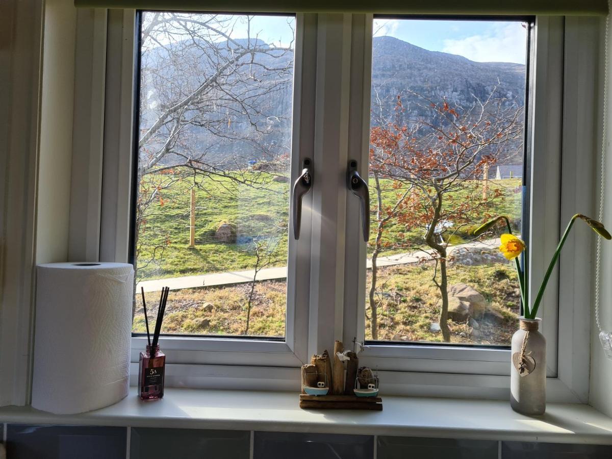 The Bay ,Luxury Shepherds Hut, Dundonnell Zewnętrze zdjęcie